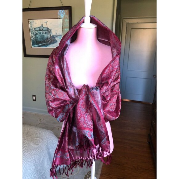 100% Silk Scarf, Silk Meditatiom Shawl, Silk Shawl, Silk Paisley Scarf, Brocade - Picture 9 of 10